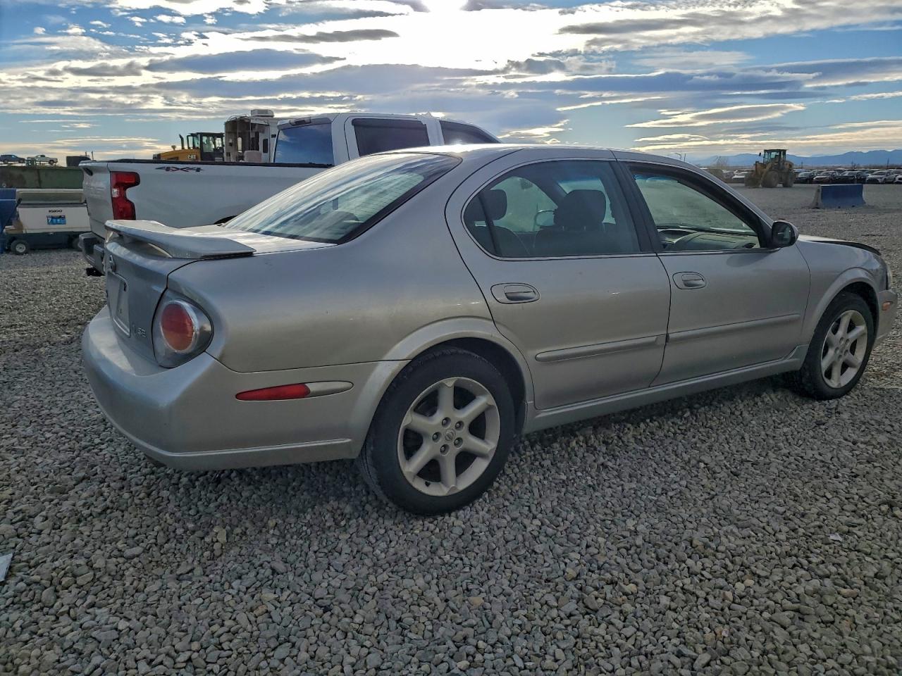 Nissan Maxima Gle Image 3