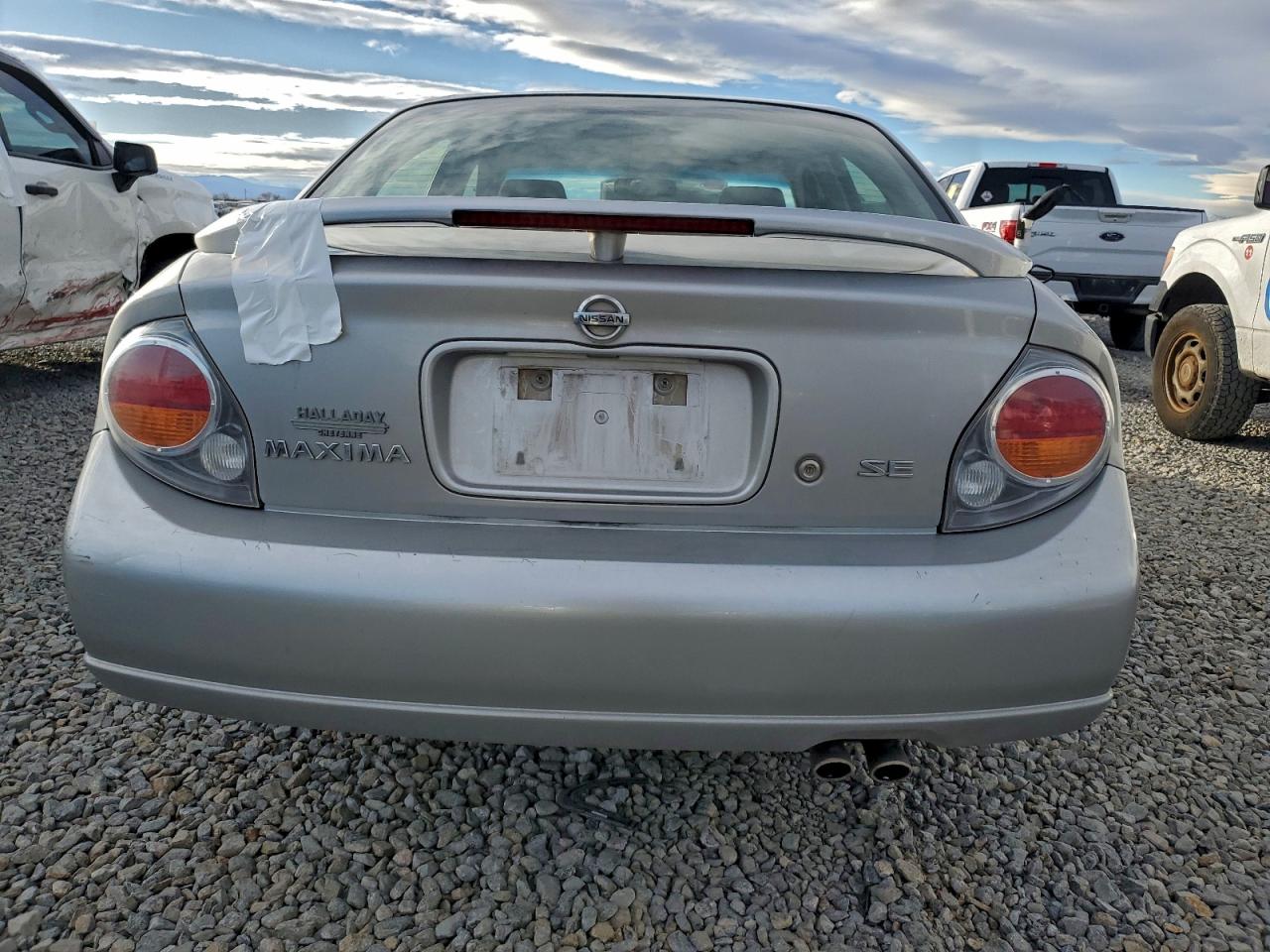 Nissan Maxima Gle Image 4