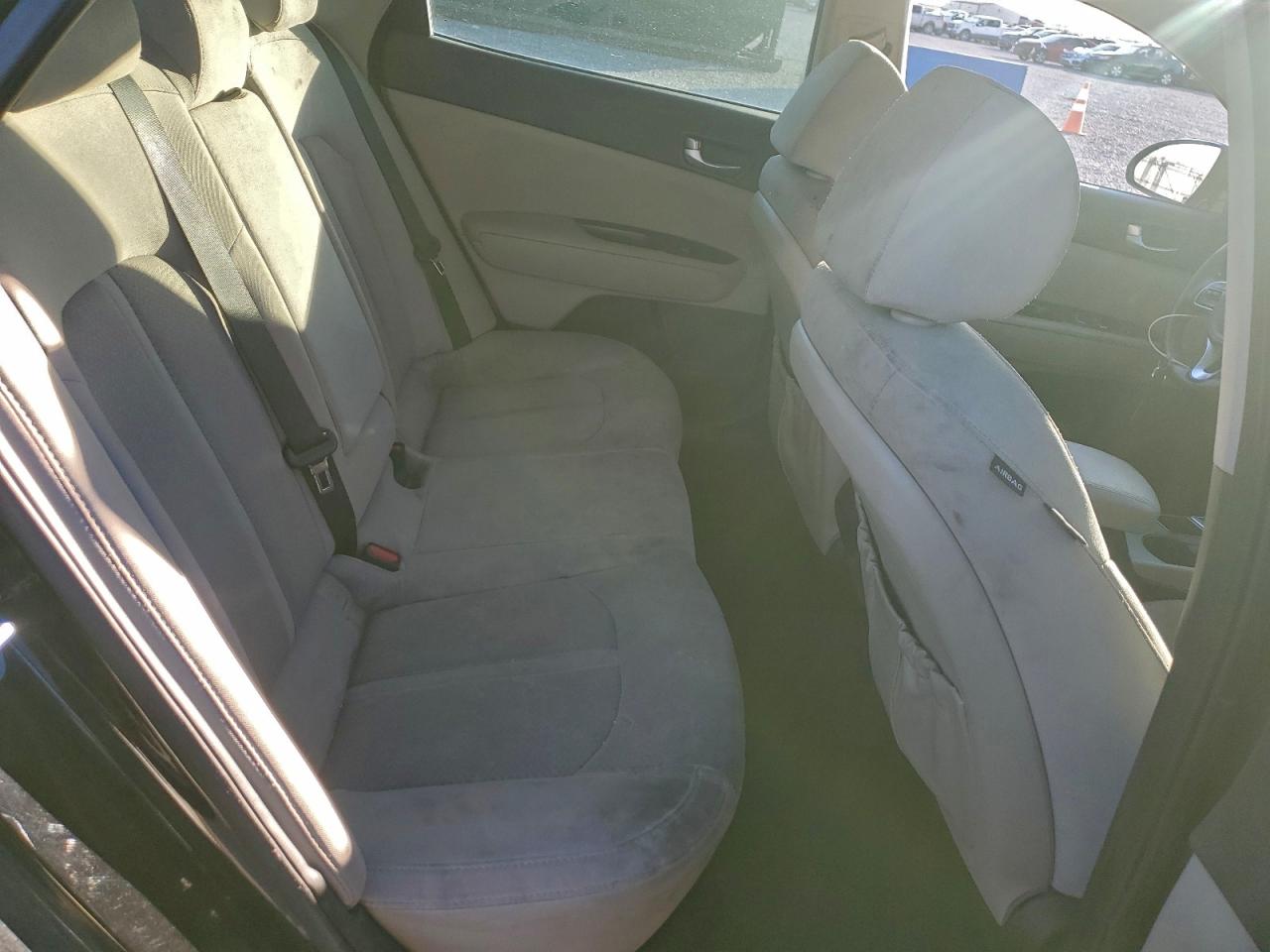 Kia Optima Lx Image 6