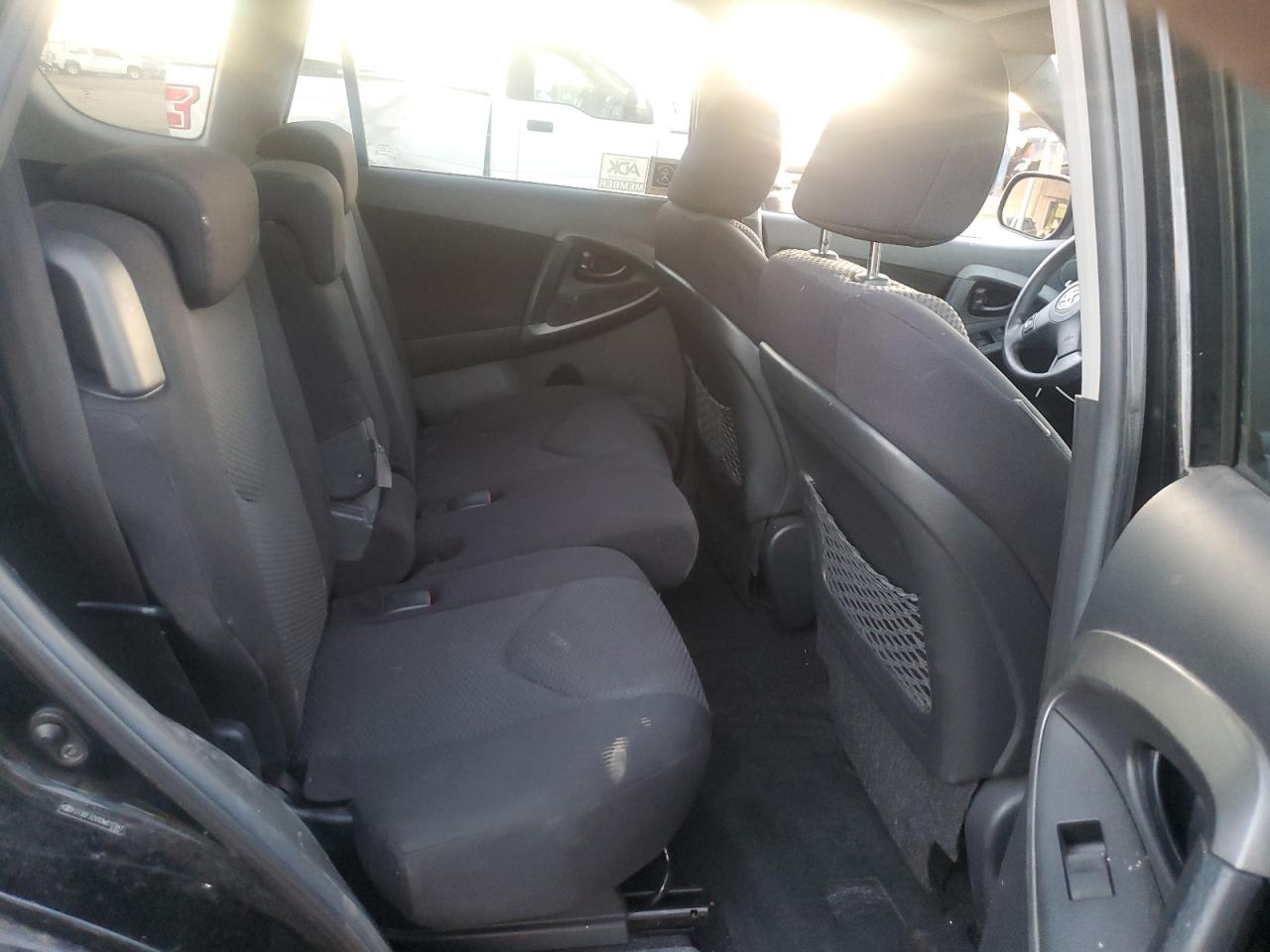 Toyota RAV4 Sport Image 7