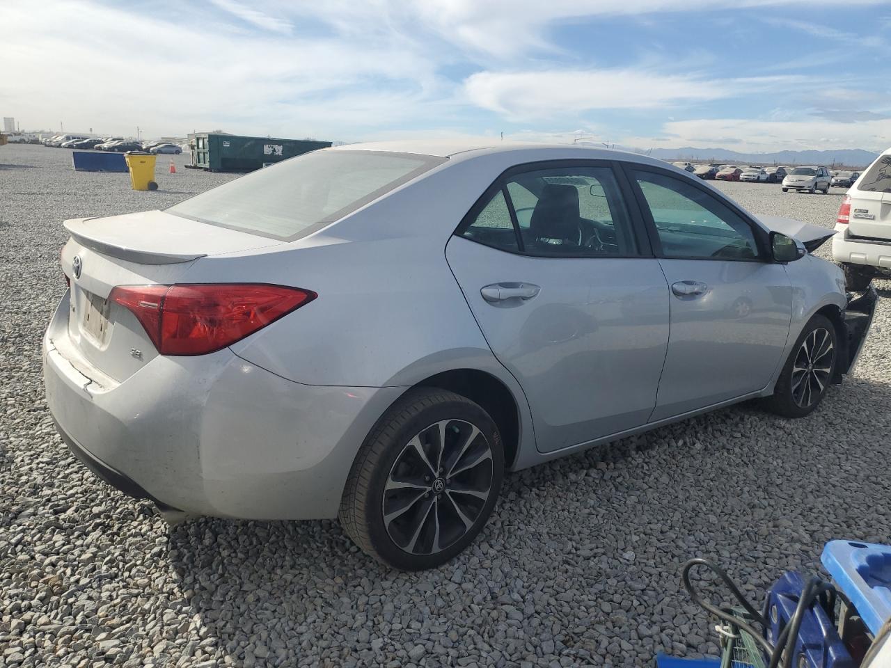 Toyota Corolla L Image 4