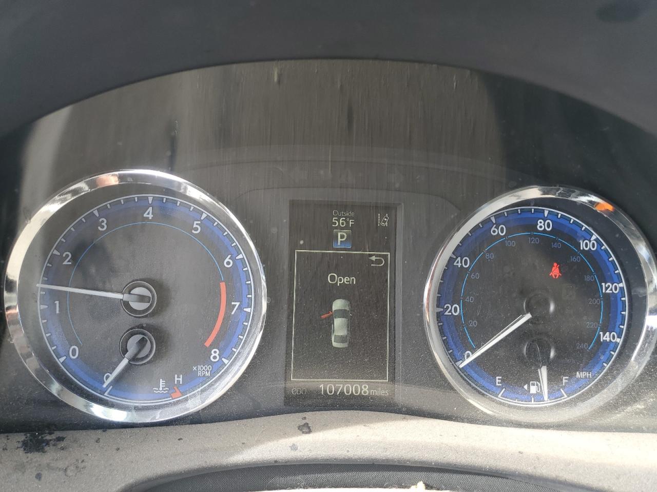 Toyota Corolla L Image 6