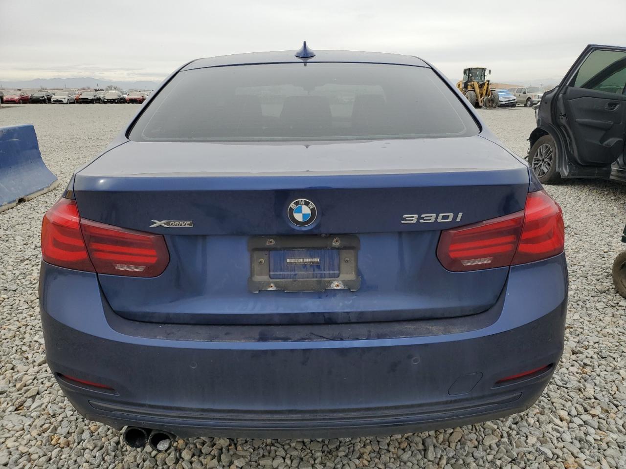 BMW 3 Series Xi Image 6