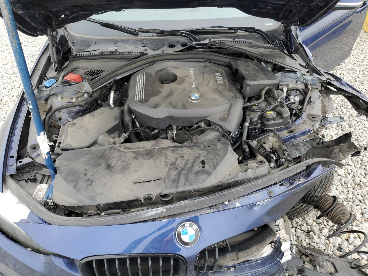 BMW 3 Series Xi Image 4