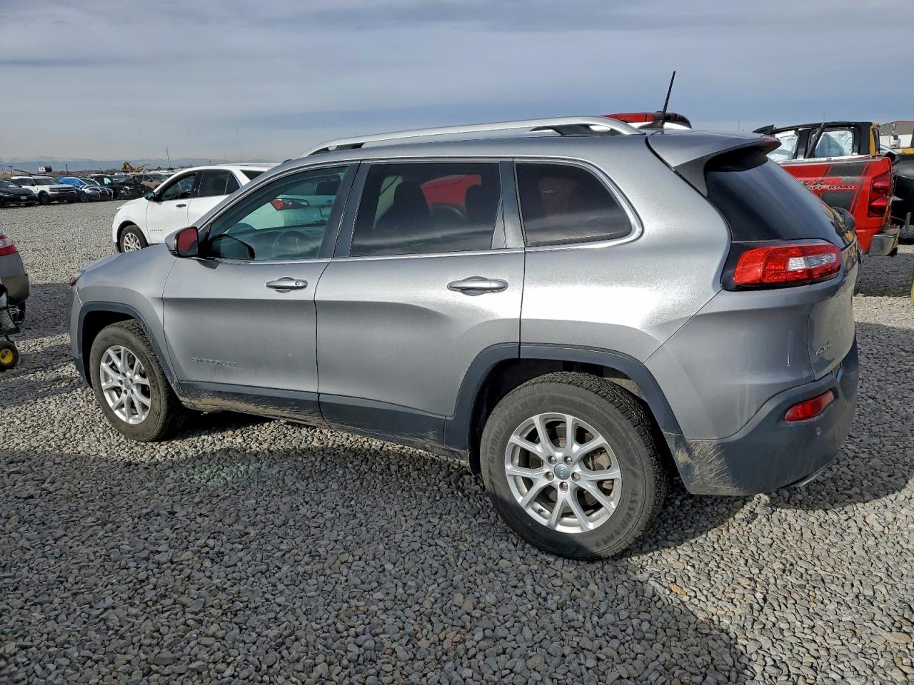 Jeep Grand Cherokee Latitude Image 5
