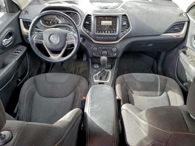 Jeep Grand Cherokee Latitude Image 7