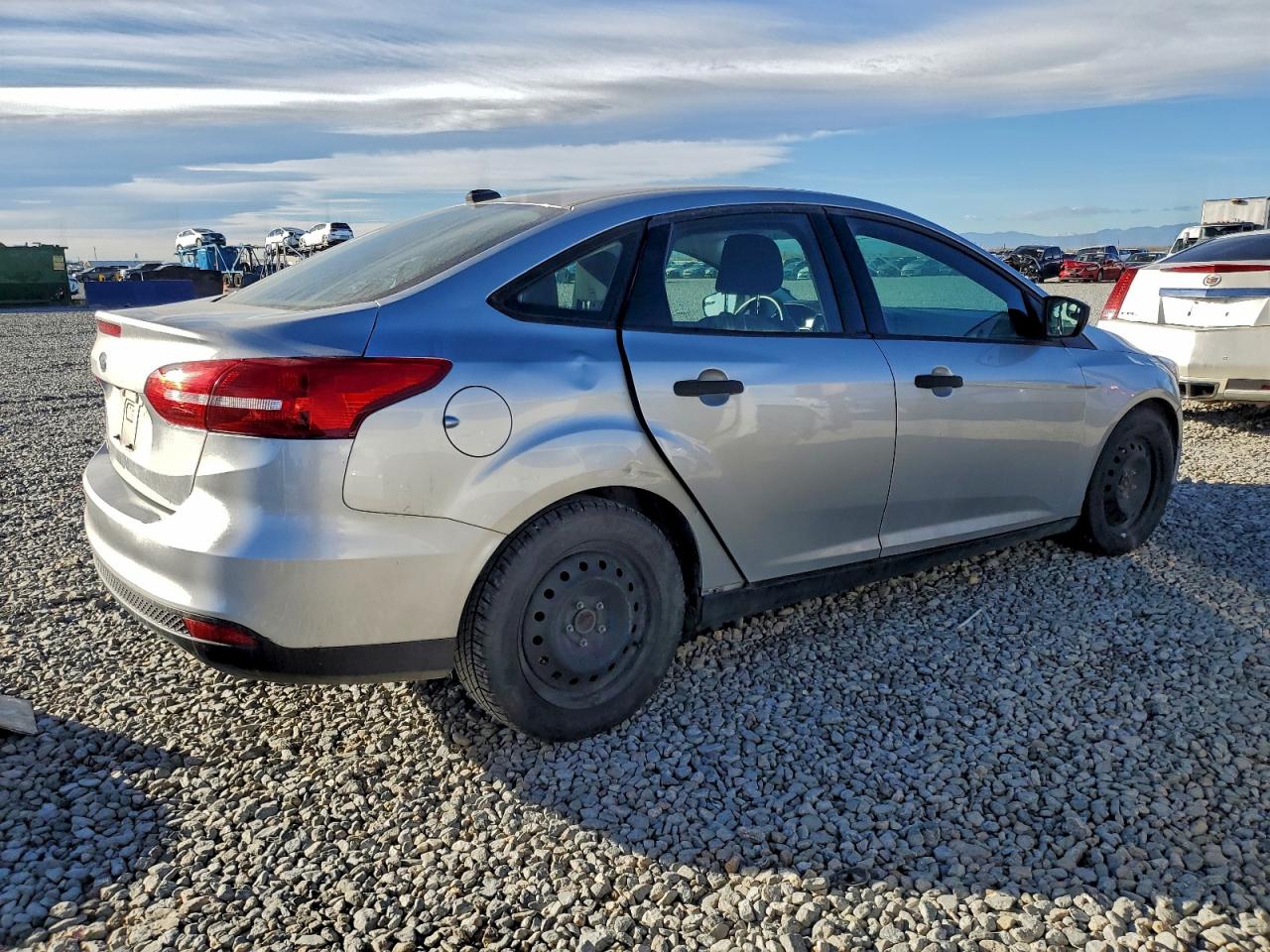 Ford Focus S Image 7