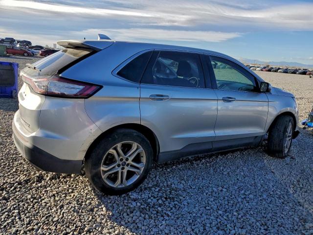 Ford Edge Titanium Image 4