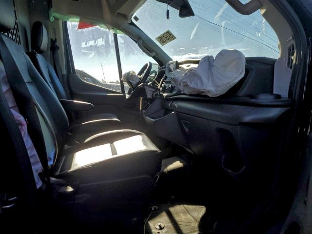 Ford Transit T-250 Image 4