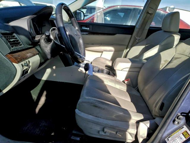 Subaru Legacy 2.5i Limited Image 4