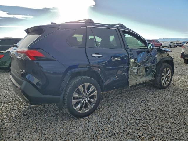 Toyota RAV4 Limited Image 12