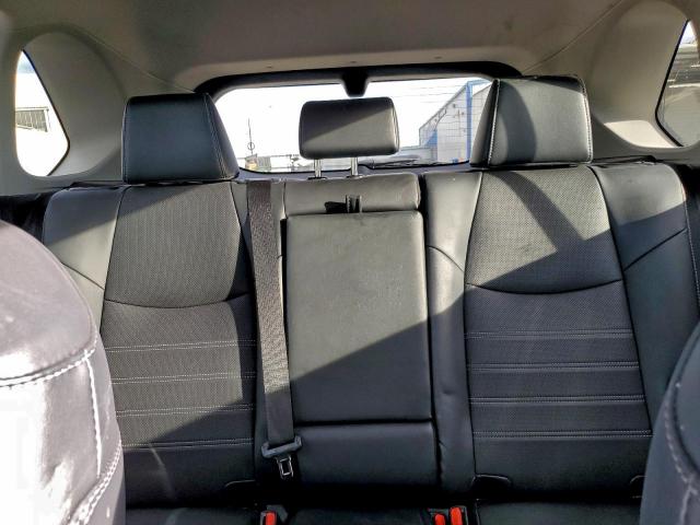 Toyota RAV4 Limited Image 2