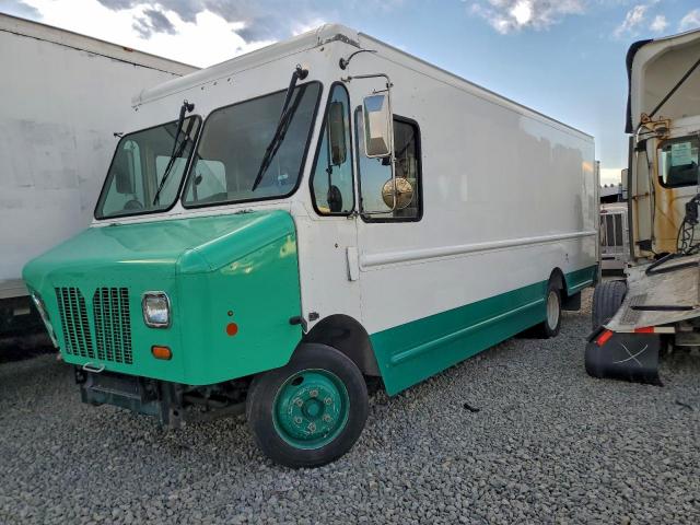  Salvage Freightliner Chassis M