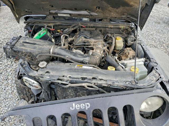 Jeep Wrangler Rubicon Image 2