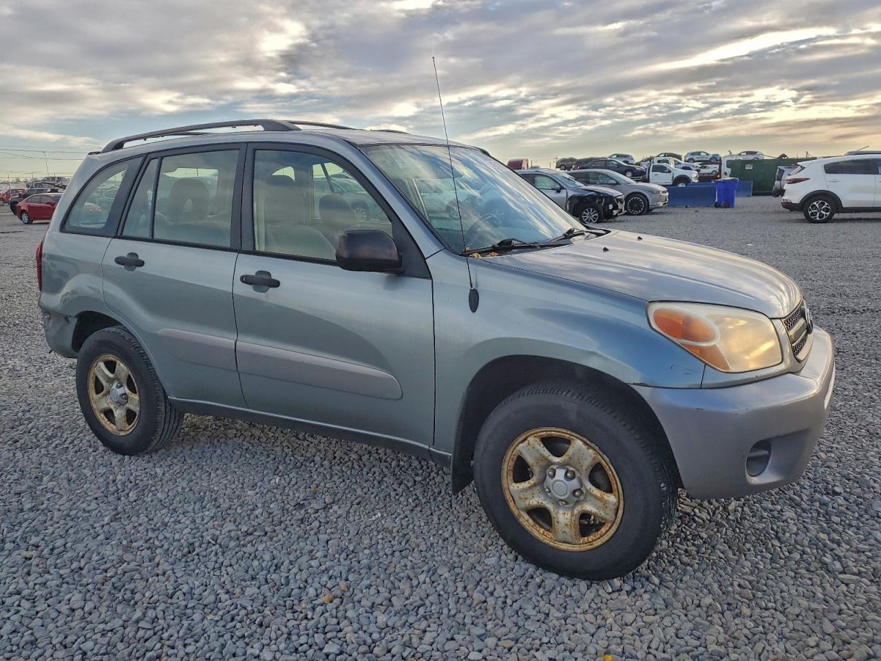 Toyota RAV4 Image 13