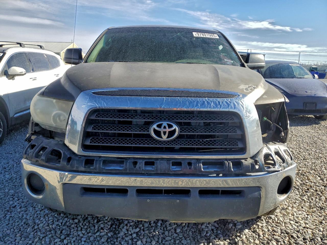 Toyota Tundra Double Cab Image 8