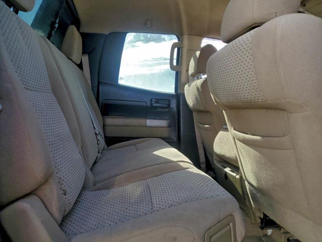 Toyota Tundra Double Cab Image 11