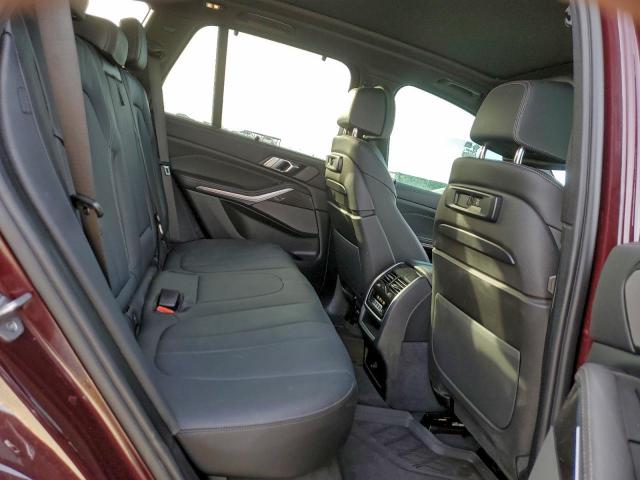 BMW X Series M50i Image 11