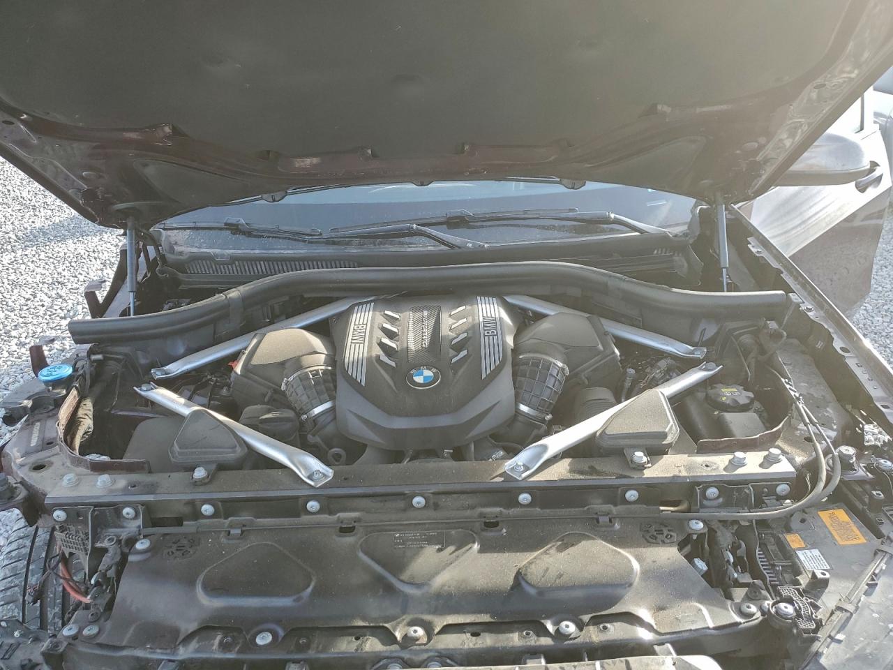 BMW X Series M50i Image 7