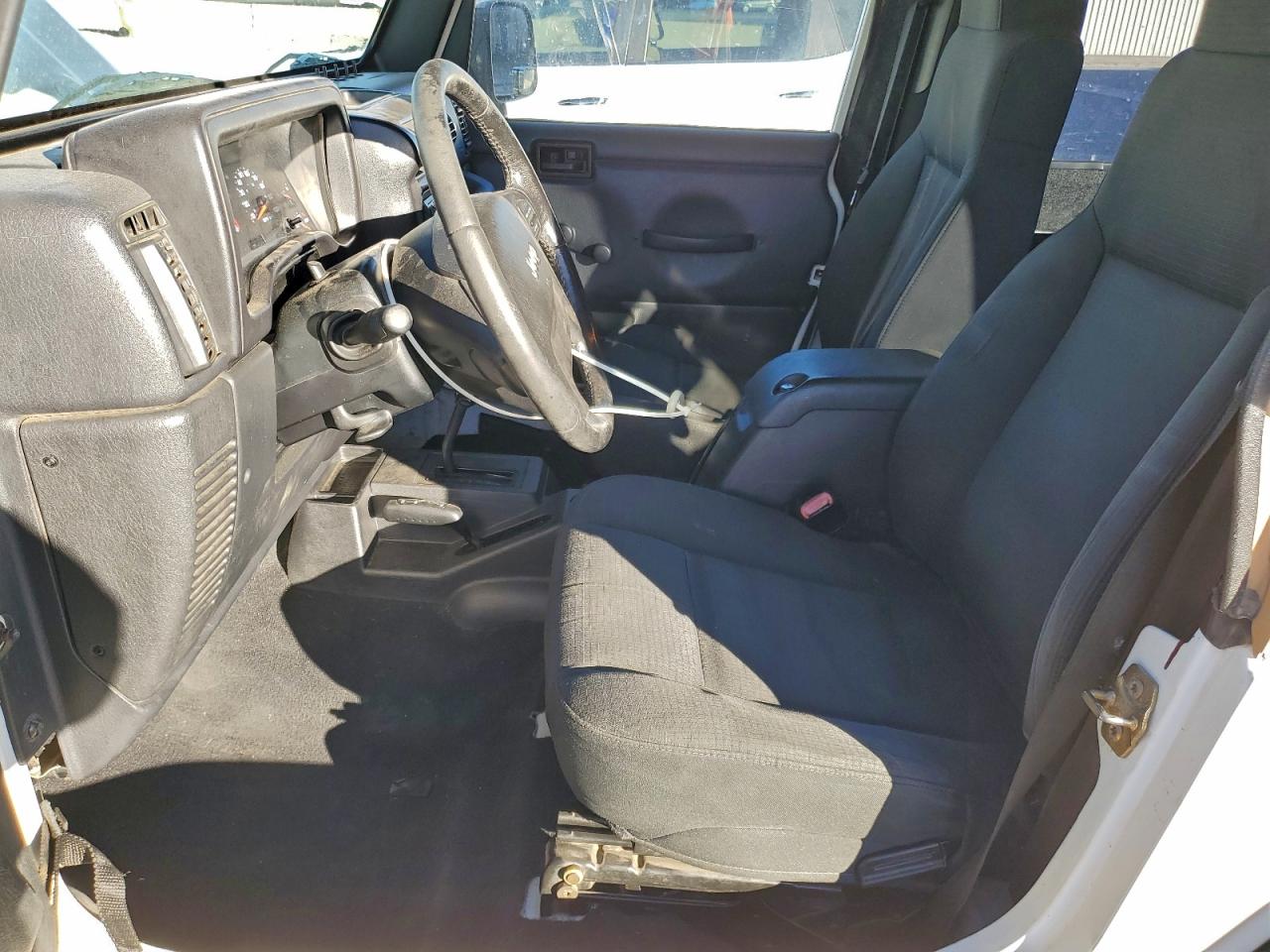 Jeep Wrangler Sport Image 6