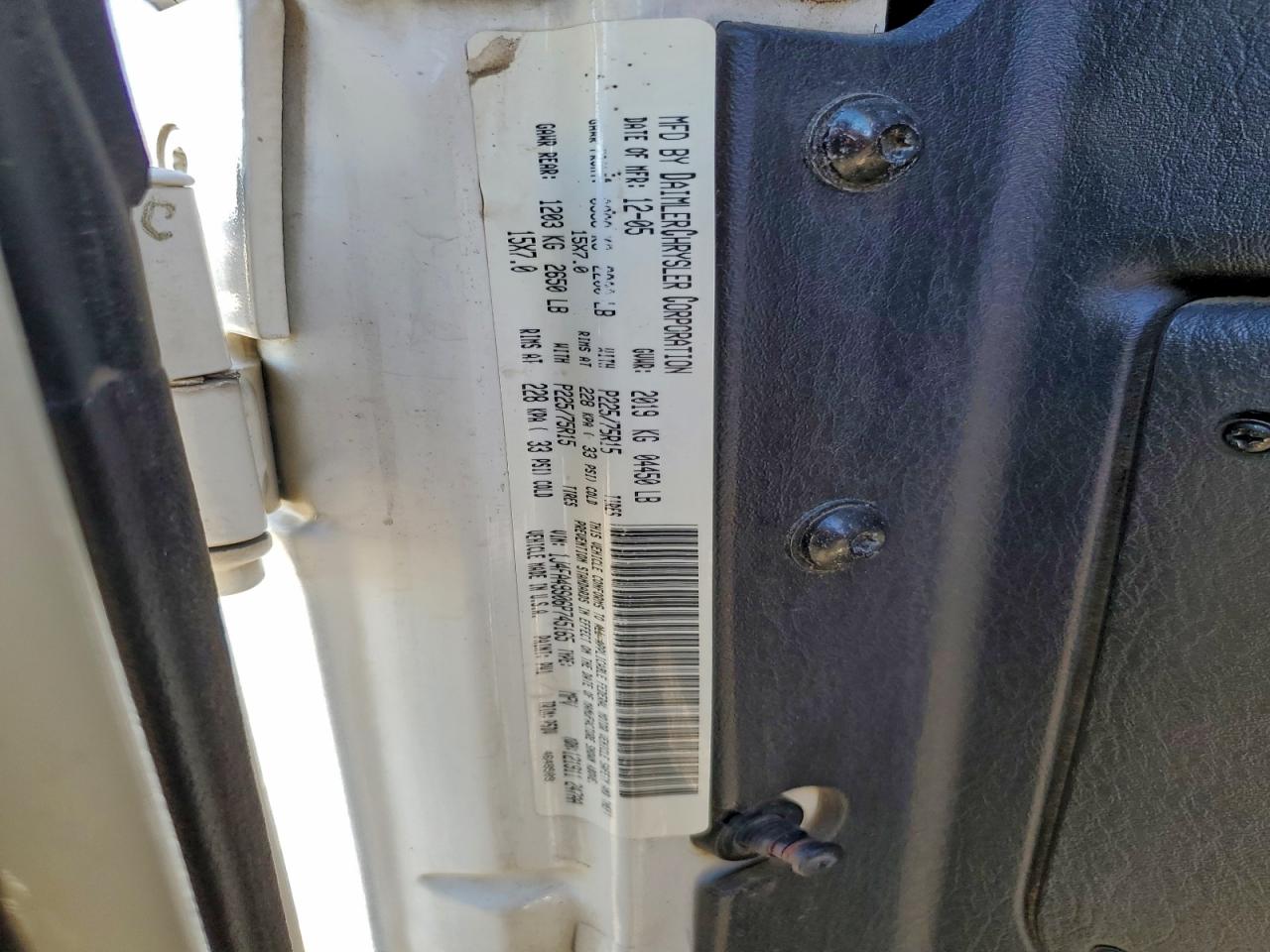 Jeep Wrangler Sport Image 11