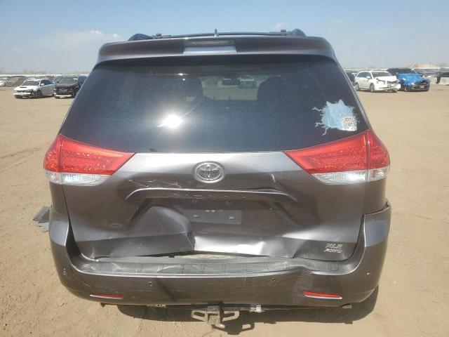 Toyota Sienna Xle Image 4