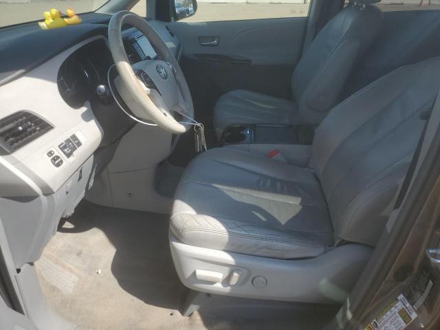 Toyota Sienna Xle Image 6