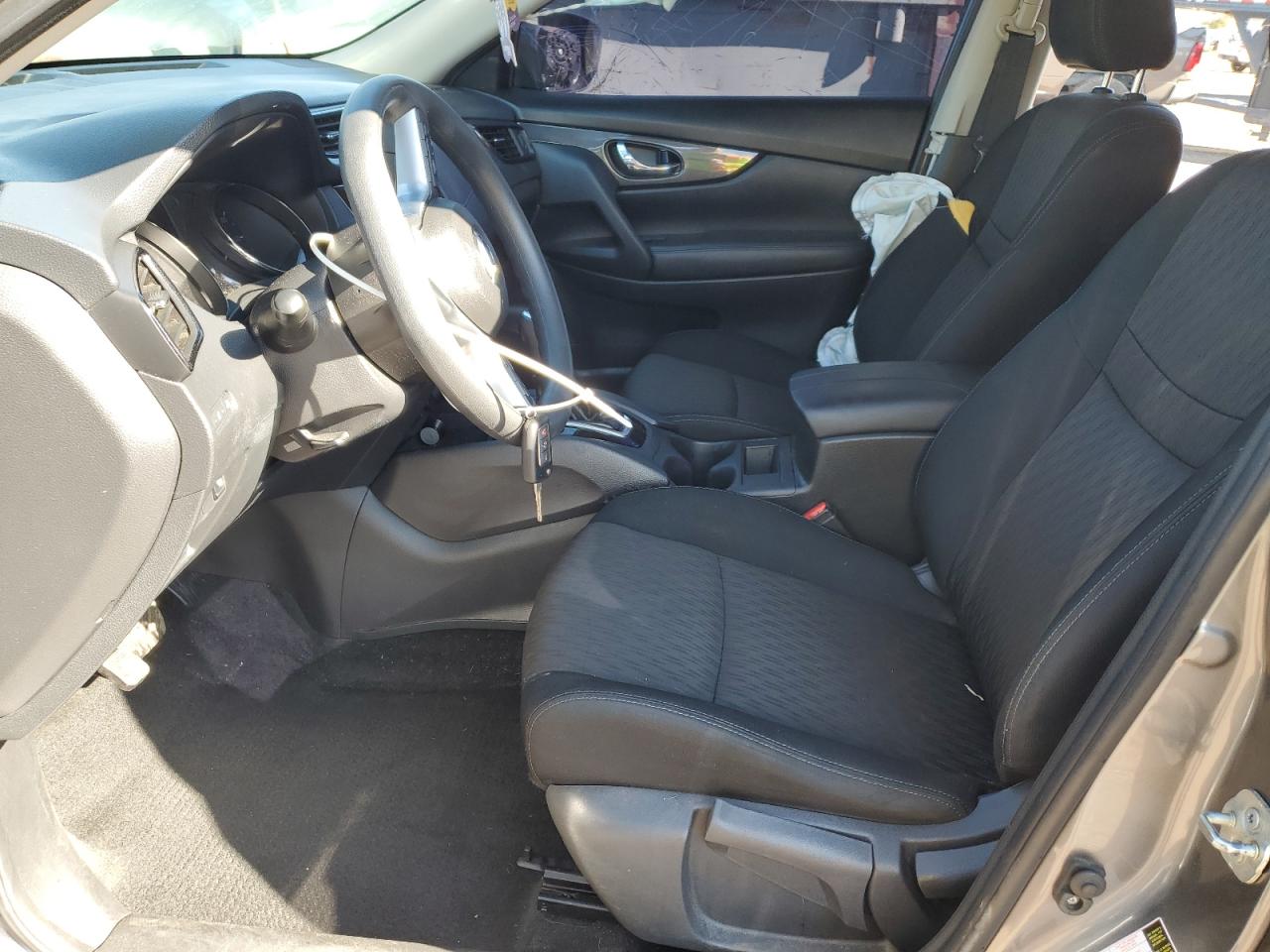 Nissan Rogue S Image 13