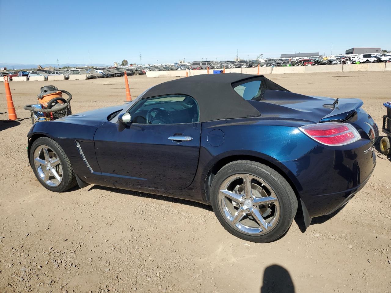 Saturn SKY Redline Image 4