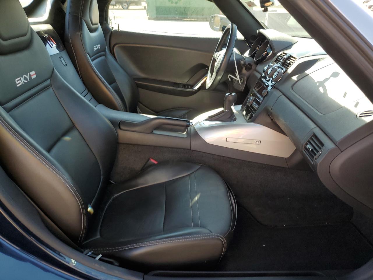 Saturn SKY Redline Image 9