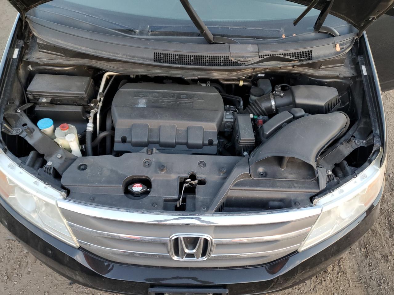 Honda Odyssey Touring Image 9