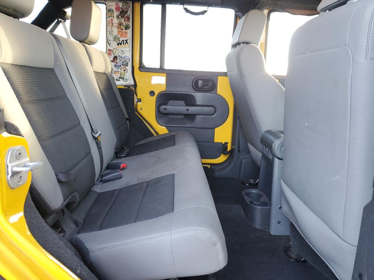 Jeep Wrangler X Image 10