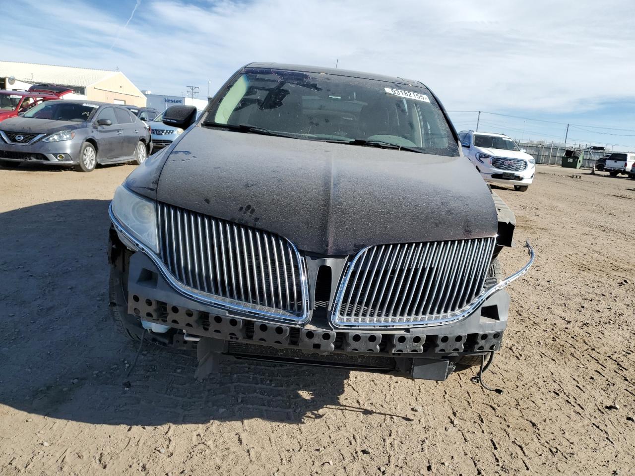 Lincoln MKT Image 2