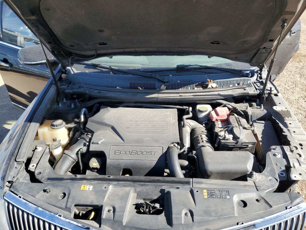 Lincoln MKT Image 12