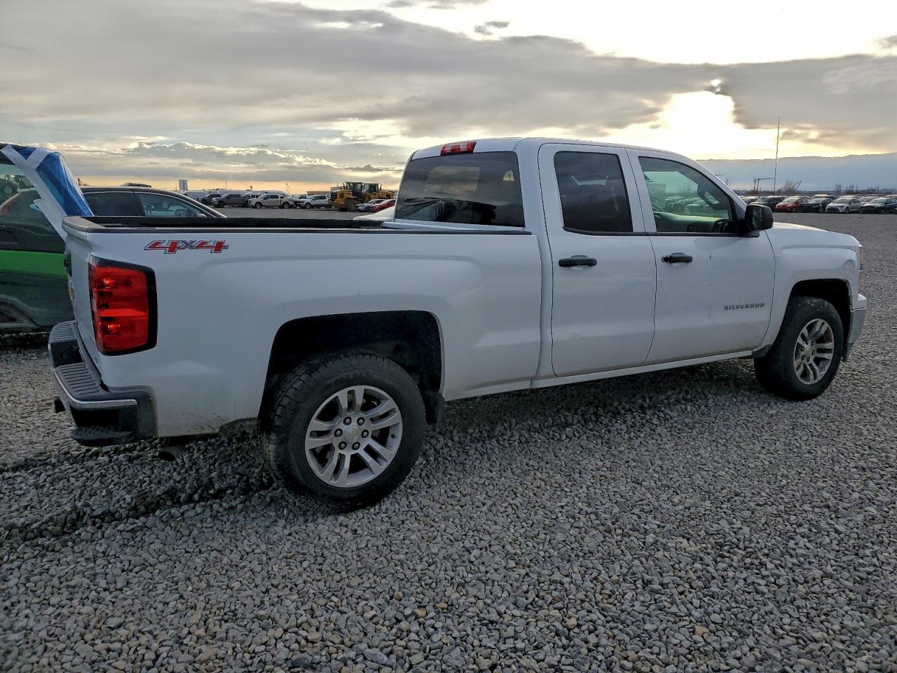 Chevrolet Silverado K1500 Lt Image 2