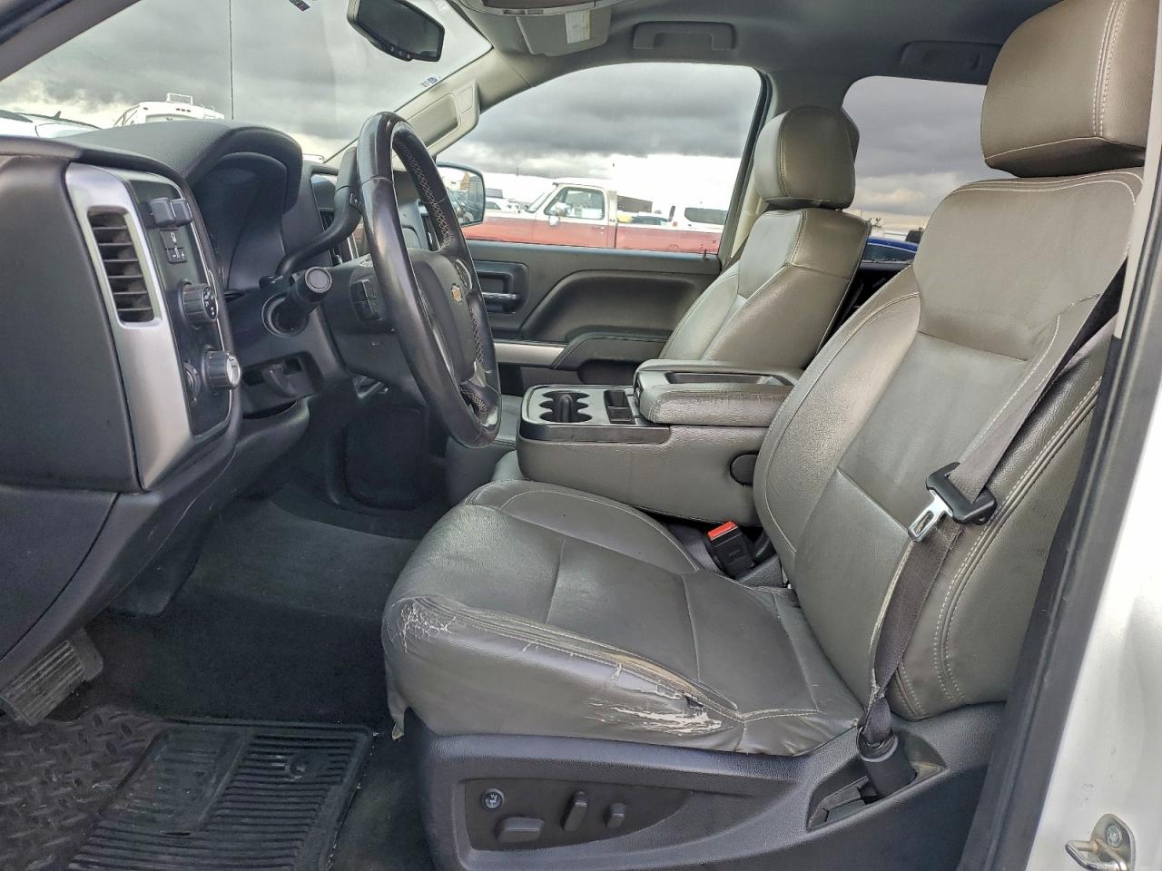 Chevrolet Silverado K1500 Lt Image 12