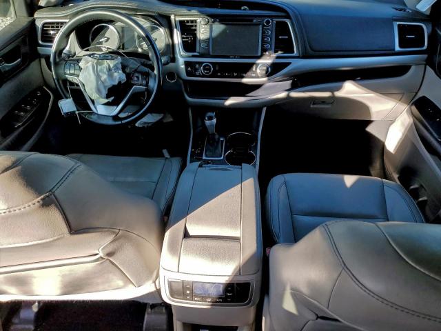 Toyota Highlander Xle Image 9