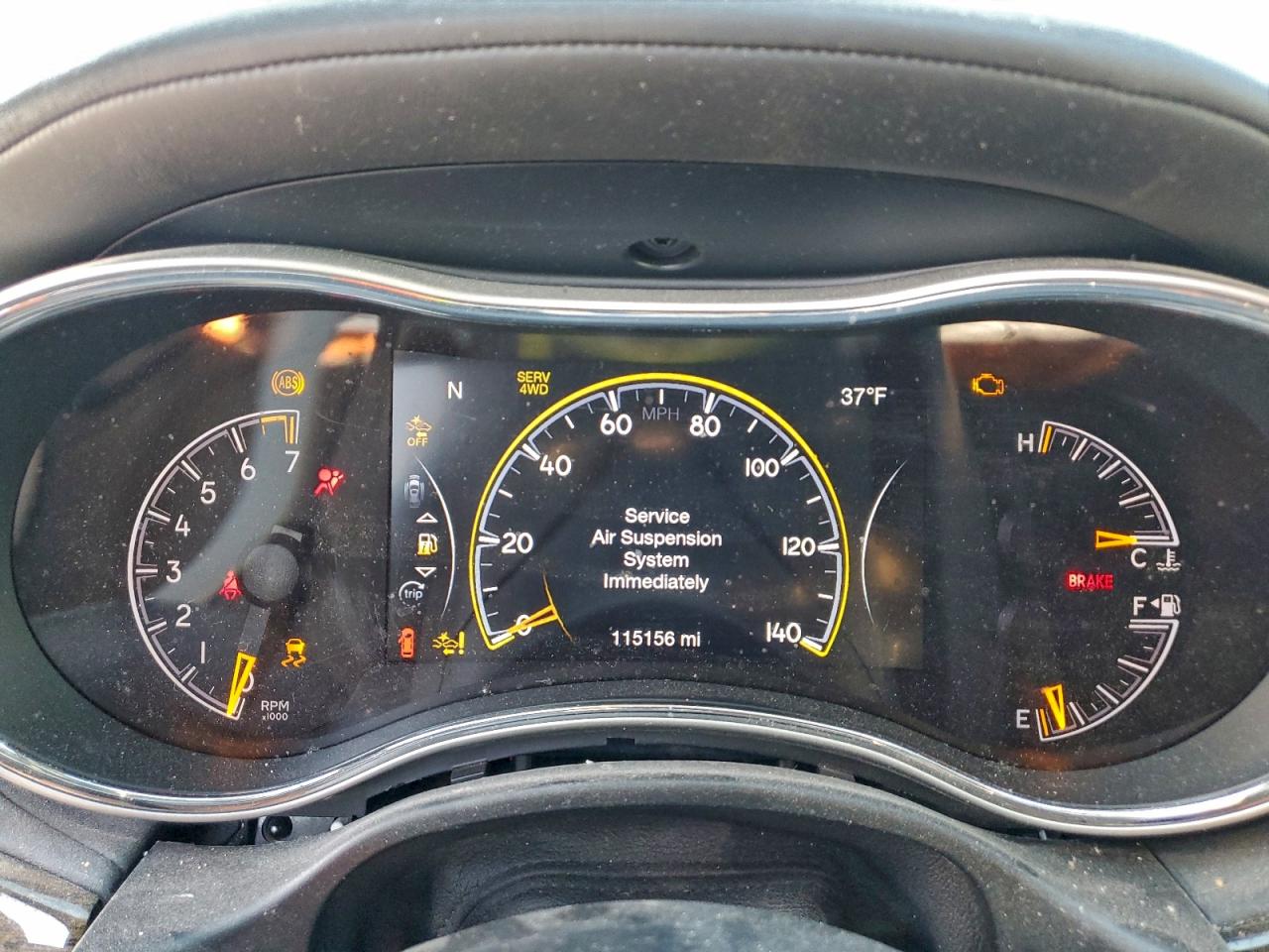 Jeep Grand Cherokee Summit Image 8