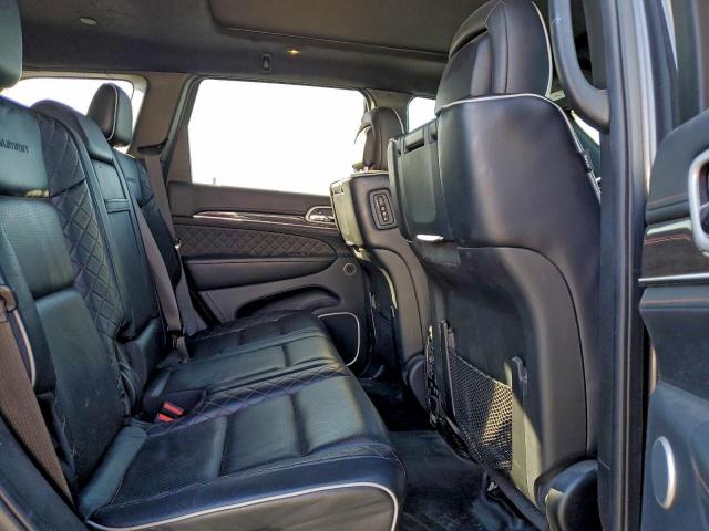 Jeep Grand Cherokee Summit Image 2