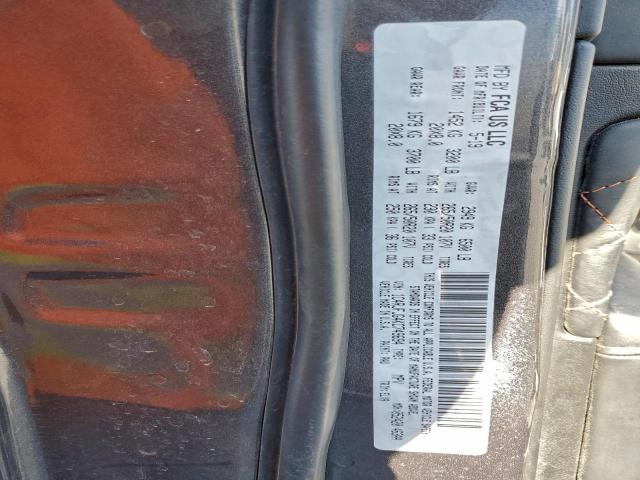 Jeep Grand Cherokee Summit Image 10