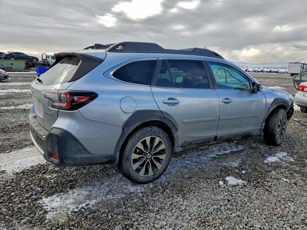 Subaru Outback Limited Image 12