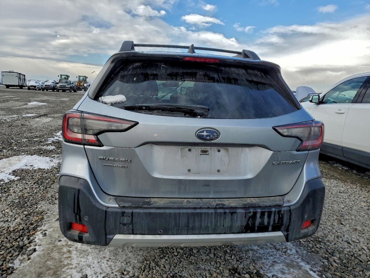 Subaru Outback Limited Image 11