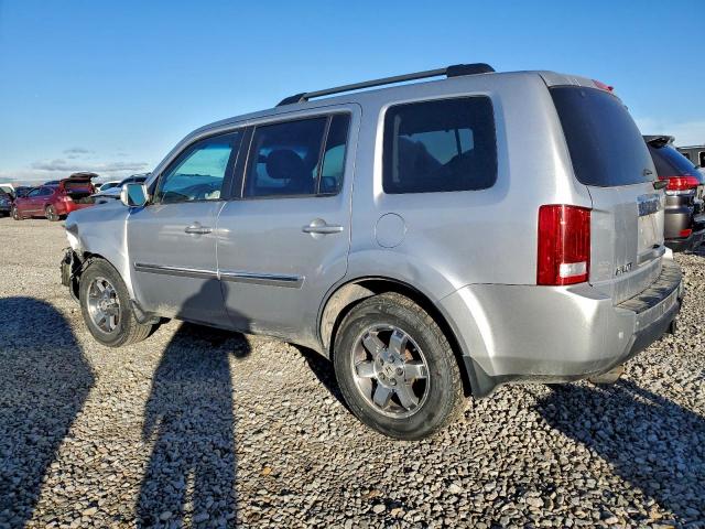 Honda Pilot Touring Image 4