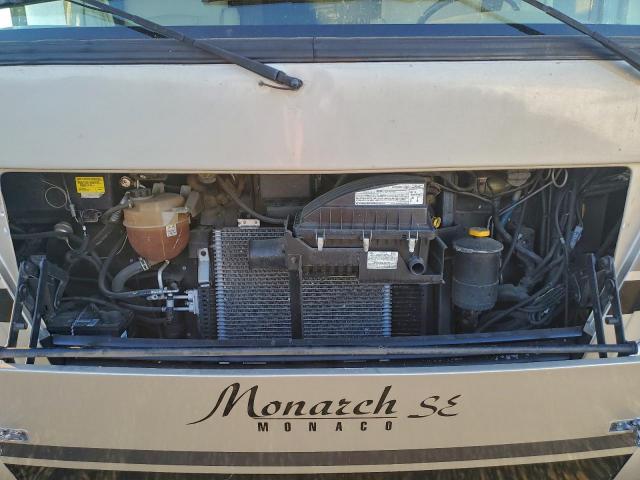 Ford F-550 Super Duty Stripped Chassis Image 3