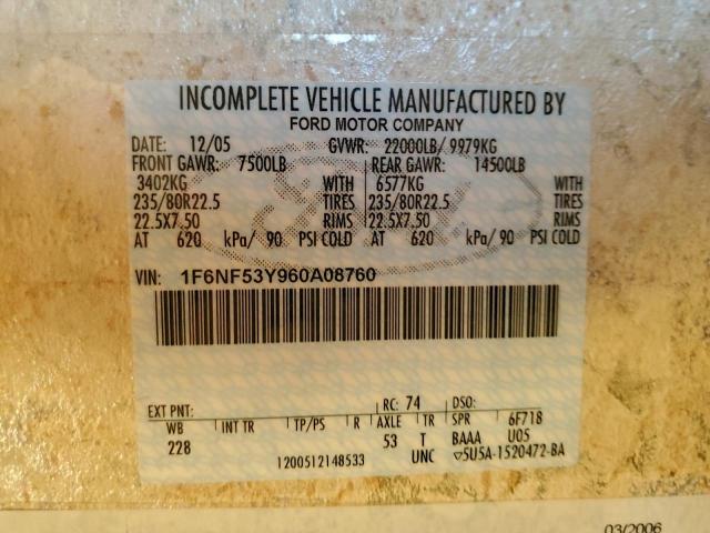 Ford F-550 Super Duty Stripped Chassis Image 4