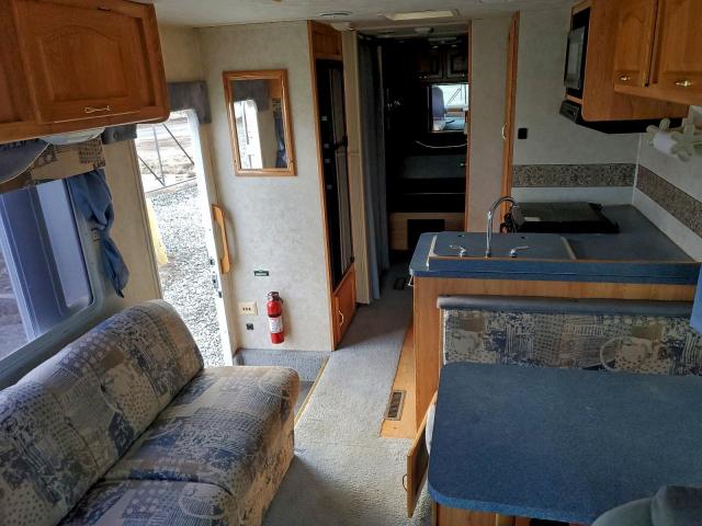 Workhorse Custom Cha Motorhome P3500 Image 6