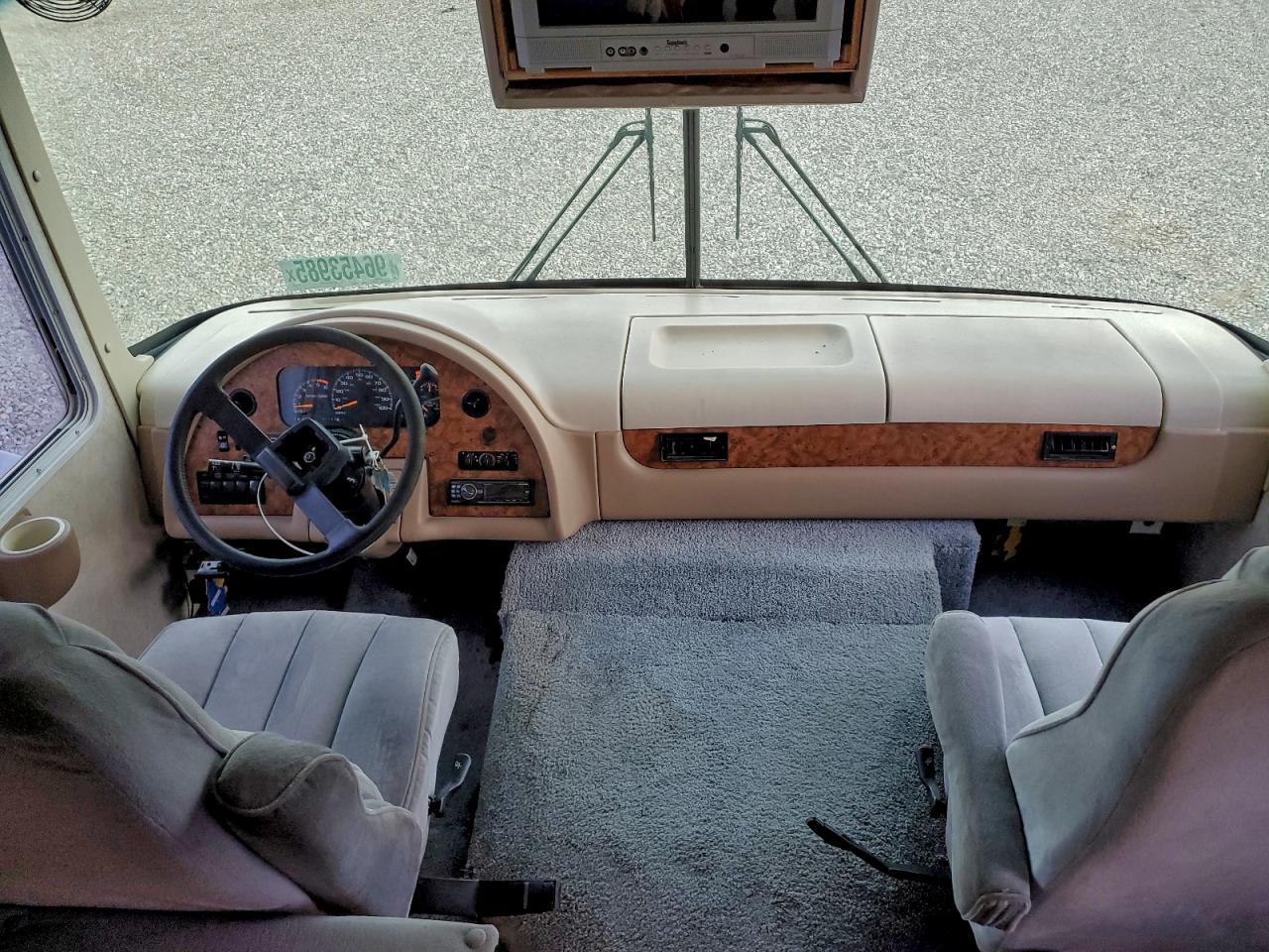 Workhorse Custom Cha Motorhome P3500 Image 8