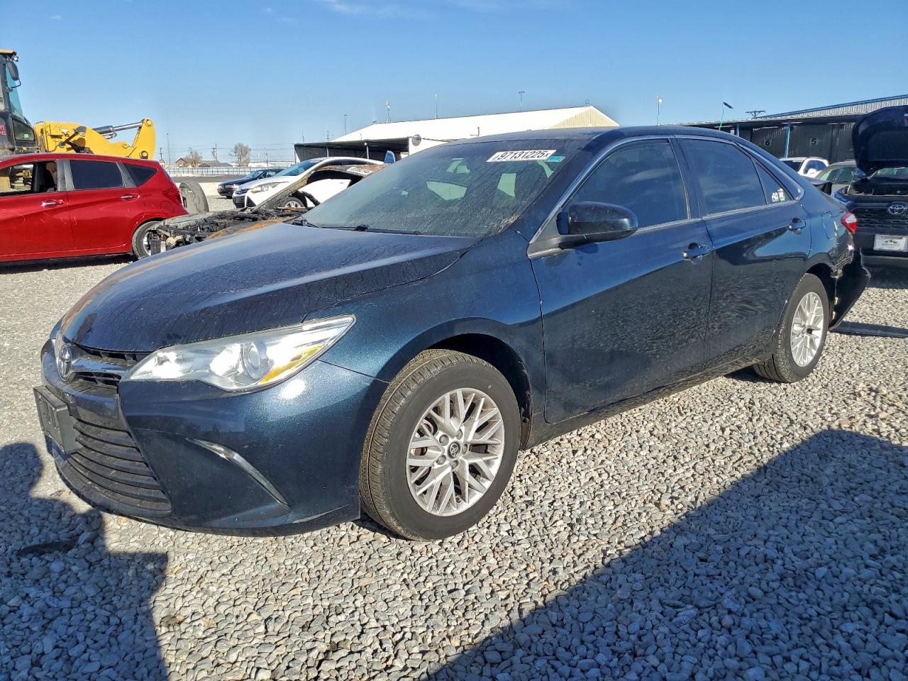 Toyota Camry Le Image 1