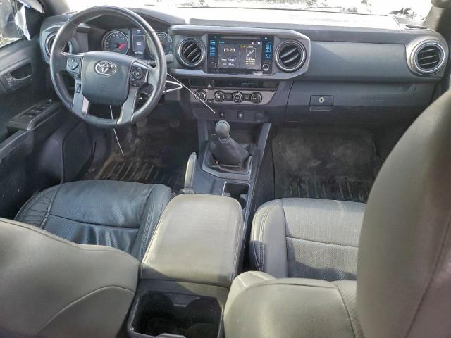 Toyota Tacoma Double Cab Image 10