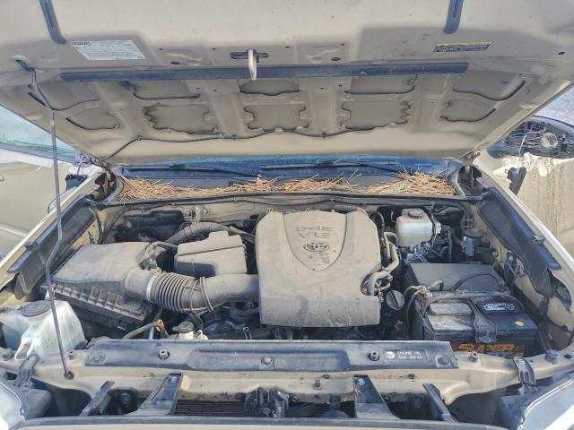 Toyota Tacoma Double Cab Image 6